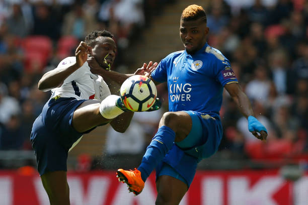 片天地里 片天地里